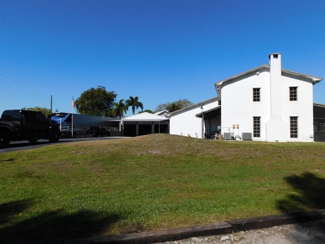 14201 SW 48th Court, Miramar FL 33027 - Miramar, FL - Photo 4