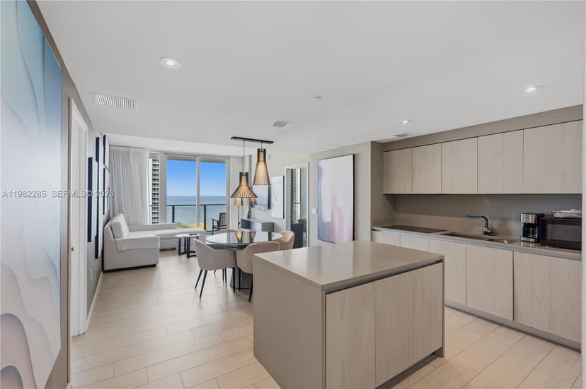 4010 S Ocean Dr # R2005, Hollywood FL 33019