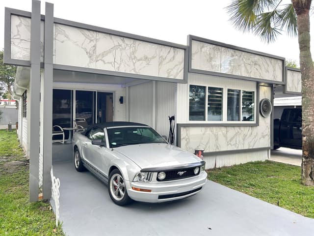 111 Alamanda Lane, Deerfield Beach FL 33442 - Deerfield Beach, FL - Photo 3
