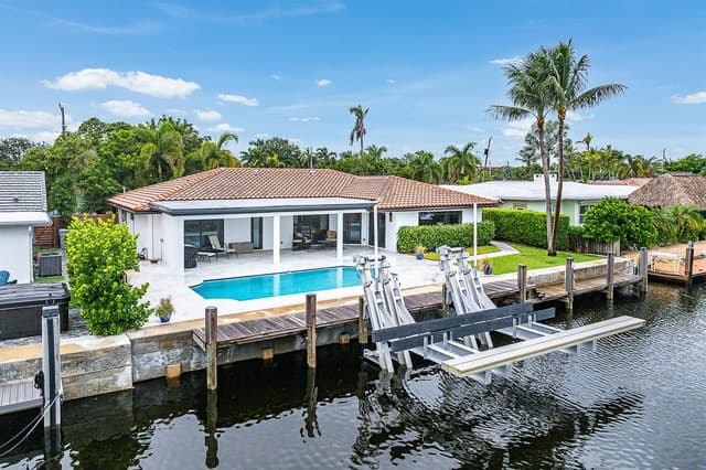 1250 NE 27th Terrace, Pompano Beach FL 33062 - Pompano Beach, FL - Photo 5