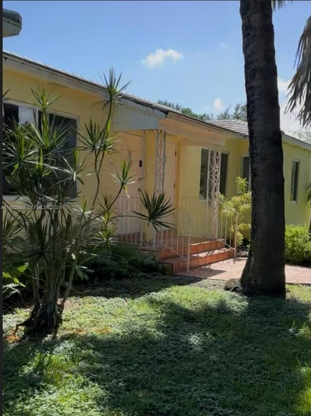 1015 NE 112th St, Biscayne Park FL 33161 - Biscayne Park, FL - Photo 6