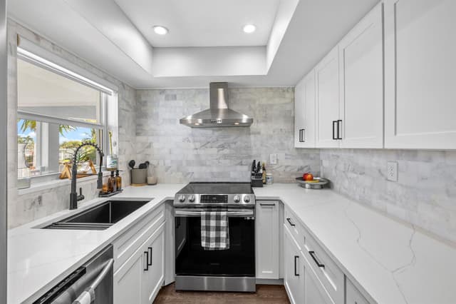 535 Hendricks Isle # 302, Fort Lauderdale FL 33301 - Fort Lauderdale, FL - Photo 4