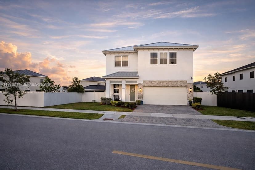 22255 SW 132nd Ave, Miami FL 33170
