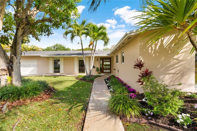 8461 SW 147th Ter, Palmetto Bay FL 33158