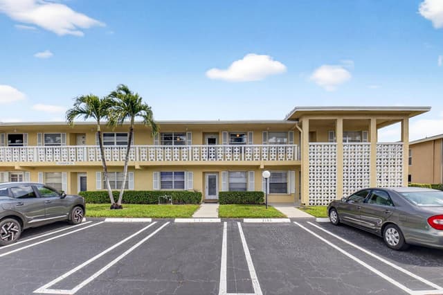 1150 Mahogany Way # 203, Delray Beach FL 33445 - Delray Beach, FL - Photo 2
