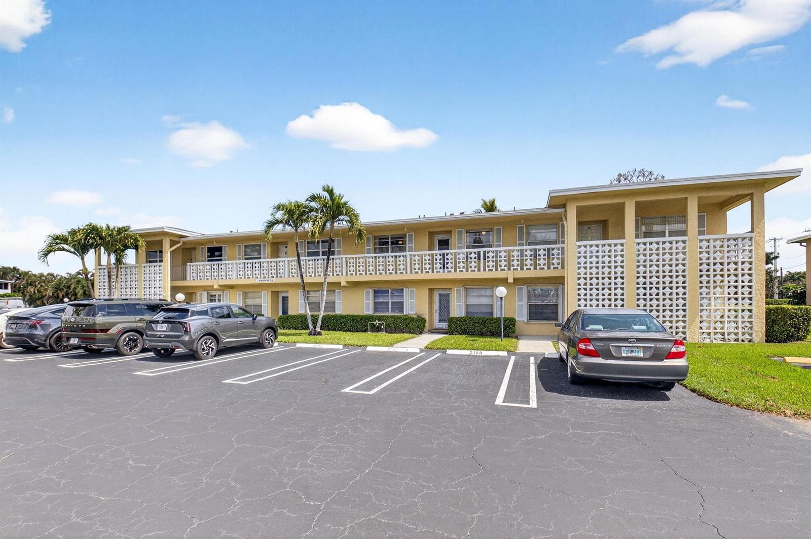 1150 Mahogany Way # 203, Delray Beach FL 33445 - Delray Beach, FL - Photo 1