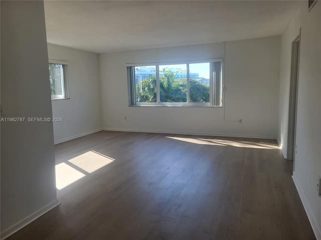 1020 94th St # 503, Bay Harbor Islands FL 33154 - Bay Harbor Islands, FL - Photo 4