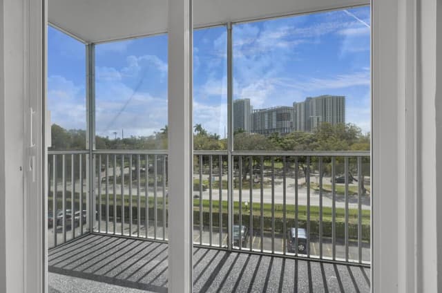 16851 NE 23rd Avenue # A408, North Miami Beach FL 33160 - North Miami Beach, FL - Photo 4
