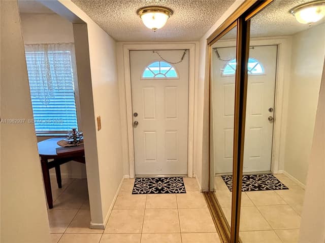 601 NW 80th Ave # 207, Margate FL 33063 - Margate, FL - Photo 4