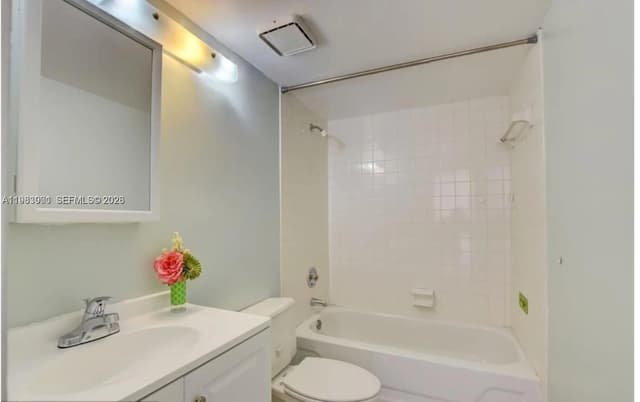 3103 Spanish Wells dr # 2A, Delray Beach FL 33445 - Delray Beach, FL - Photo 2