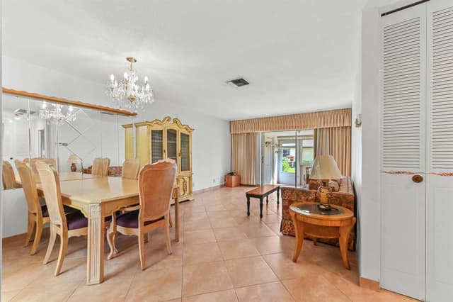 2915 Crosley Drive W Unit B, West Palm Beach FL 33415 - West Palm Beach, FL - Photo 6