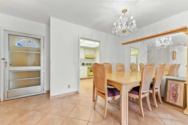 2915 Crosley Drive W Unit B, West Palm Beach FL 33415 - West Palm Beach, FL - Photo 3