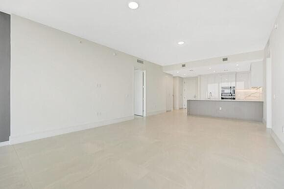 220 Lake Shore Drive # 2105, Lake Park FL 33403 - Lake Park, FL - Photo 6