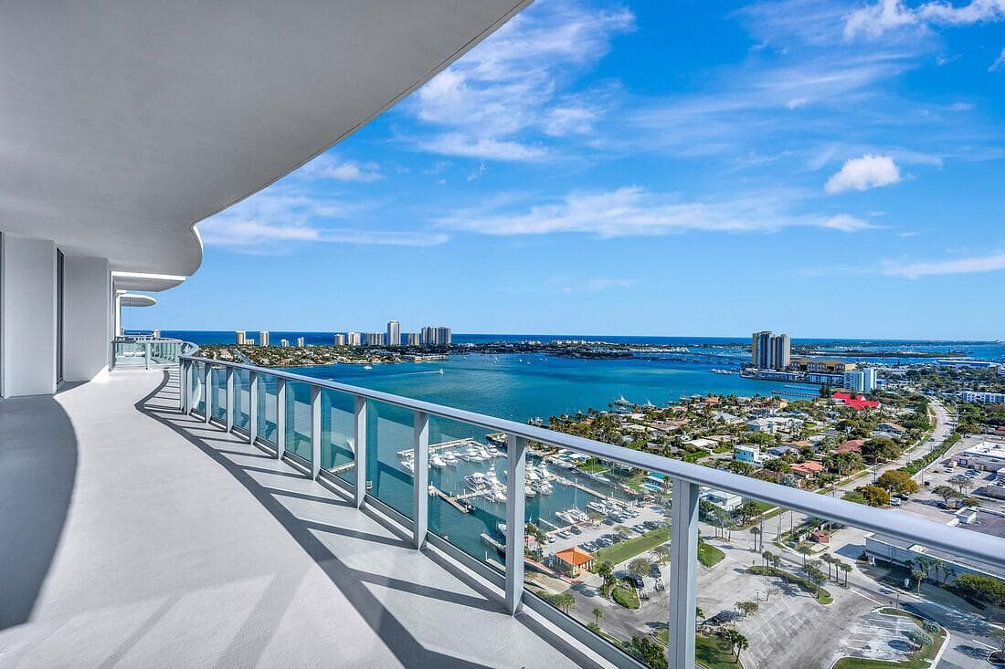 220 Lake Shore Drive # 2411, Lake Park FL 33403 - Lake Park, FL - Photo 1