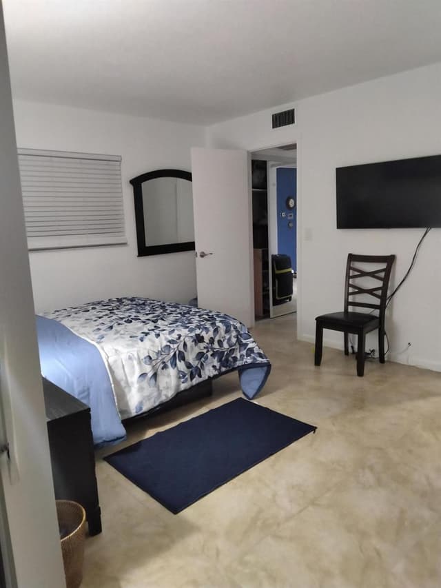 399 Brittany # L, Delray Beach FL 33446 - Delray Beach, FL - Photo 4
