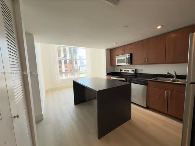 111 E Flagler St # 805, Miami FL 33131 - Miami, FL - Photo 3