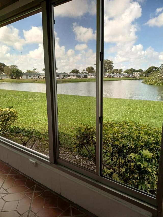 92 Seville Drive, Delray Beach FL 33446 - Delray Beach, FL - Photo 3