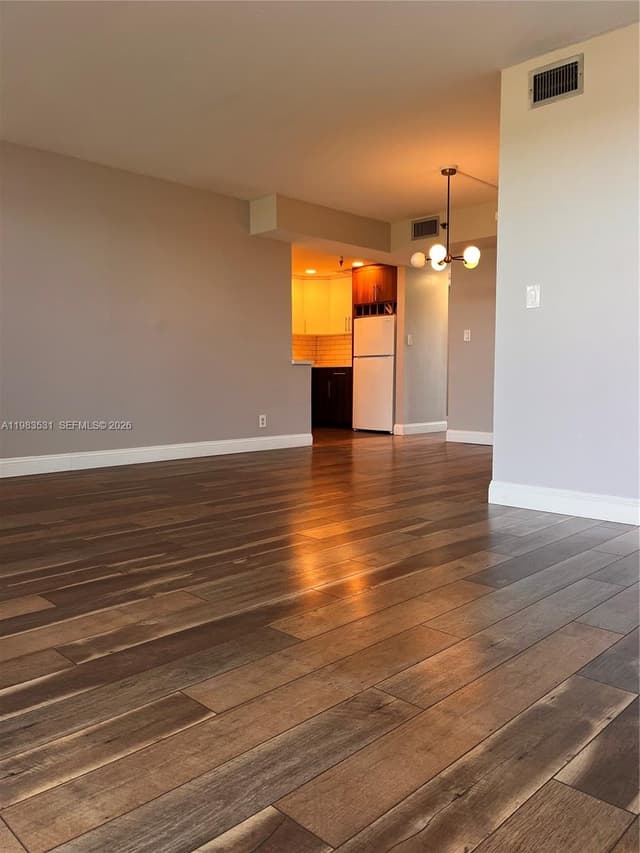 3100 W Rolling Hills Cir # 403, Davie FL 33328 - Davie, FL - Photo 4