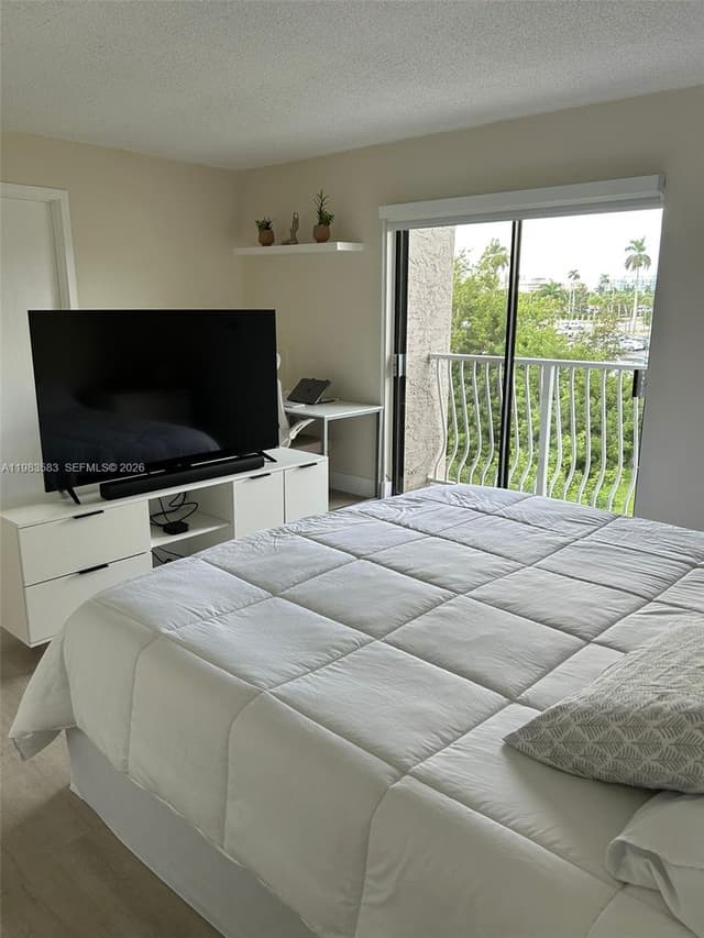 500 NE 2nd St # 310, Dania Beach FL 33004 - Dania Beach, FL - Photo 6