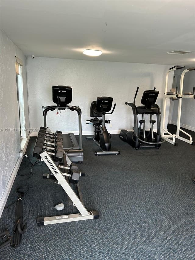 500 NE 2nd St # 310, Dania Beach FL 33004 - Dania Beach, FL - Photo 5
