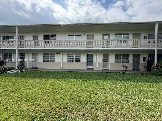 70 NE 202nd Ter # T12, Miami Gardens FL 33179 - Miami Gardens, FL - Photo 1