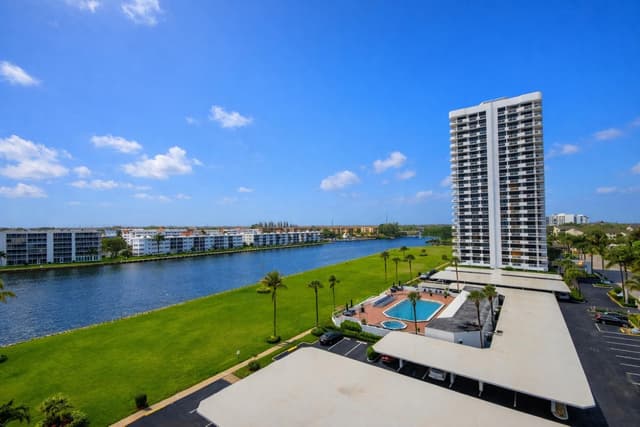 115 Lakeshore Drive # 749, North Palm Beach FL 33408 - North Palm Beach, FL - Photo 2