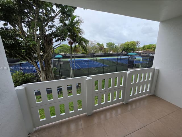919 Hillcrest Dr # 210, Hollywood FL 33021 - Hollywood, FL - Photo 7