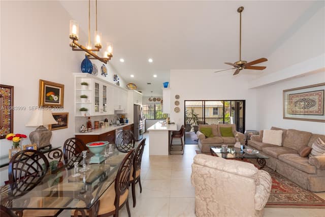 3212 Arbor Ln # 2407, Hollywood FL 33021 - Hollywood, FL - Photo 6