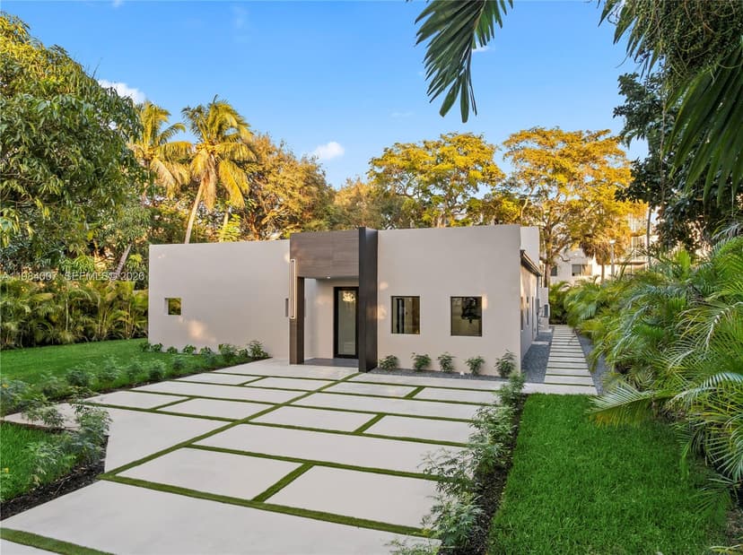 12335 Griffing Blvd, North Miami FL 33161