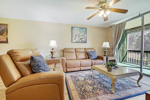 2541 Aragon Boulevard # 202, Sunrise FL 33322 - Sunrise, FL - Photo 3