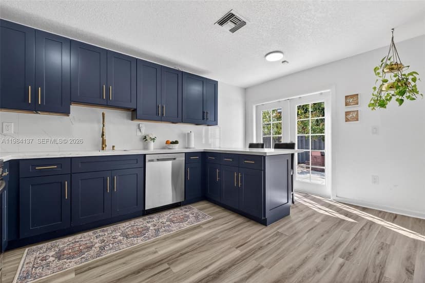 9756 SW 222nd St, Cutler Bay FL 33190