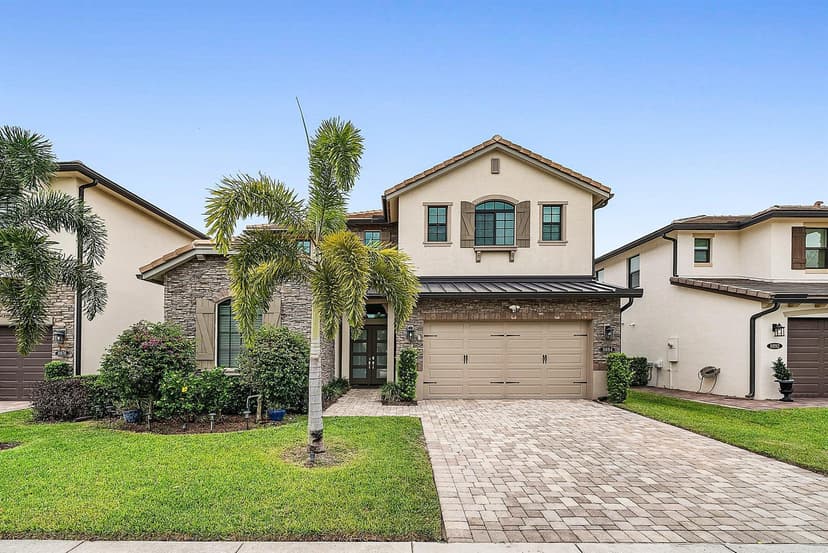 8884 Grand Prix Lane, Boynton Beach FL 33472