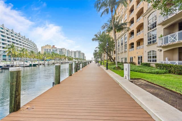 3001 NE 185th St # 716, Aventura FL 33180 - Aventura, FL - Photo 2