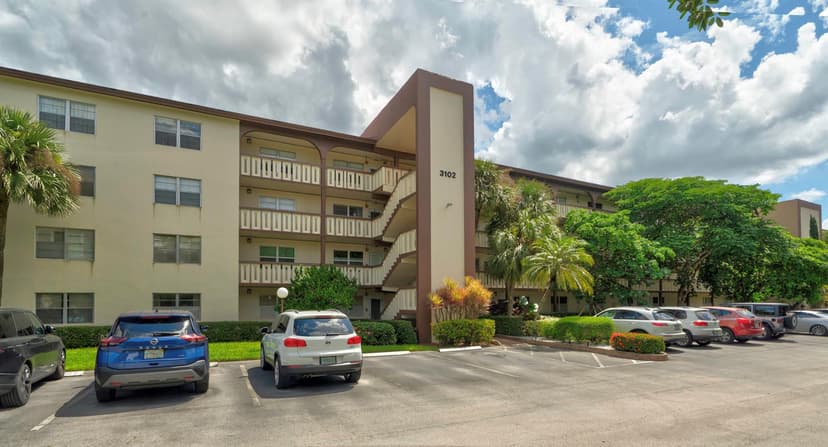 3102 Portofino Point # K3, Coconut Creek FL 33066