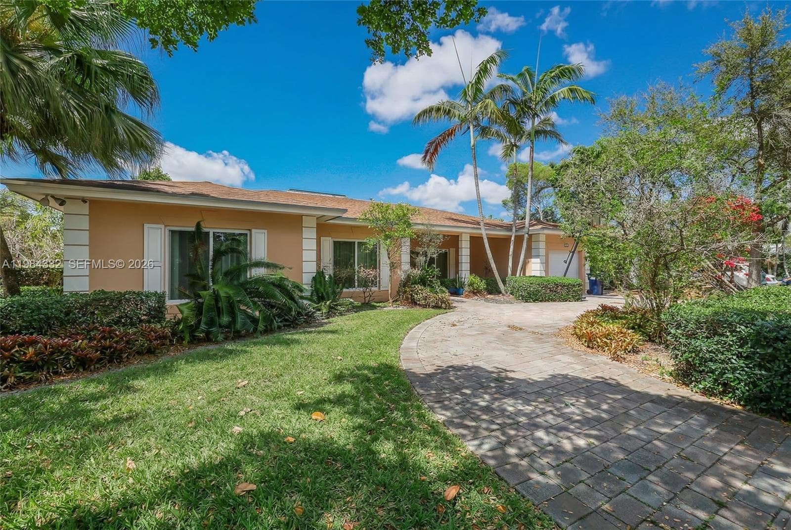 1800 Miami Springs Ave, Miami Springs FL 33166
