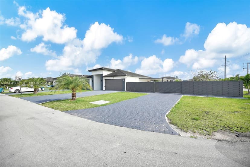 13334 SW 227th St, Miami FL 33170