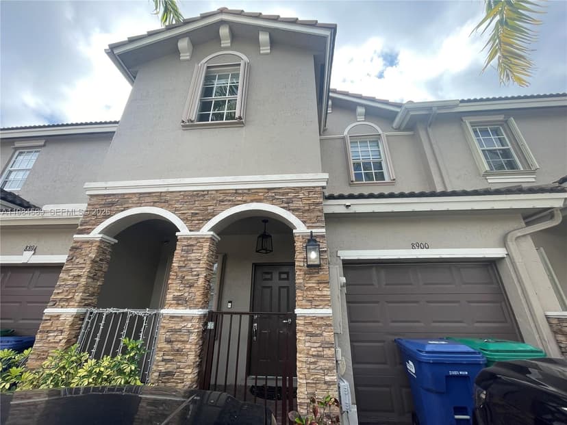 8900 SW 226th Ter, Cutler Bay FL 33190