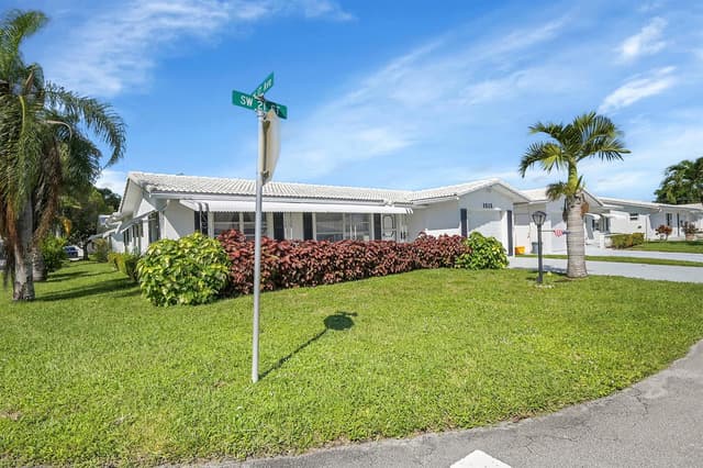 1515 SW 21st Street, Boynton Beach FL 33426 - Boynton Beach, FL - Photo 2