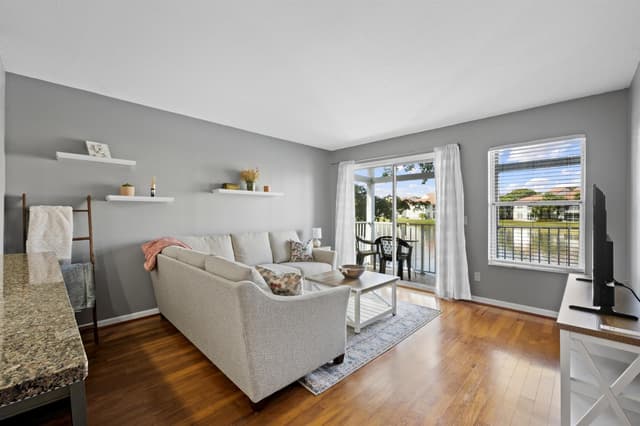 179 Cypress Point Drive # 179, Palm Beach Gardens FL 33418 - Palm Beach Gardens, FL - Photo 7