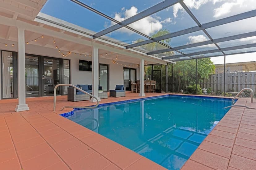 1311 SW 56th Avenue, Plantation FL 33317