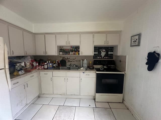 5626 SW 27th Street, West Park FL 33023 - West Park, FL - Photo 6
