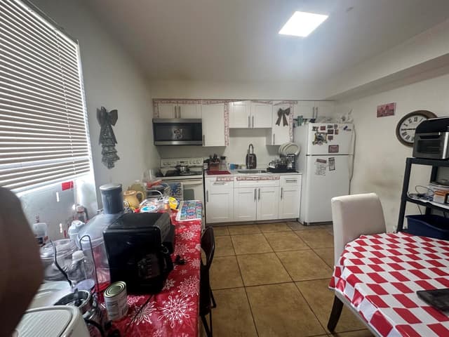 5626 SW 27th Street, West Park FL 33023 - West Park, FL - Photo 5