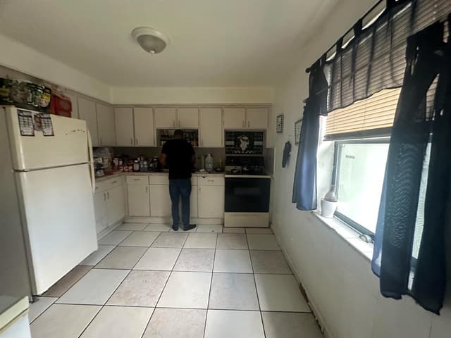 5626 SW 27th Street, West Park FL 33023 - West Park, FL - Photo 4