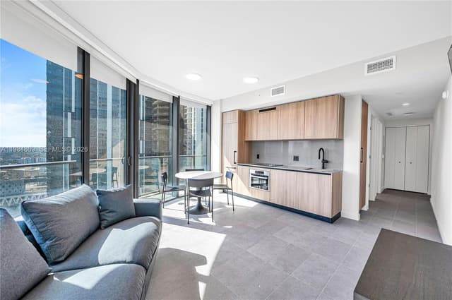 121 NE 5th St # 3005, Miami FL 33130 - Miami, FL - Photo 4