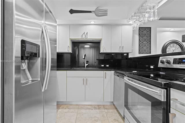 3675 N Country Club Dr # 1907, Aventura FL 33180 - Aventura, FL - Photo 4
