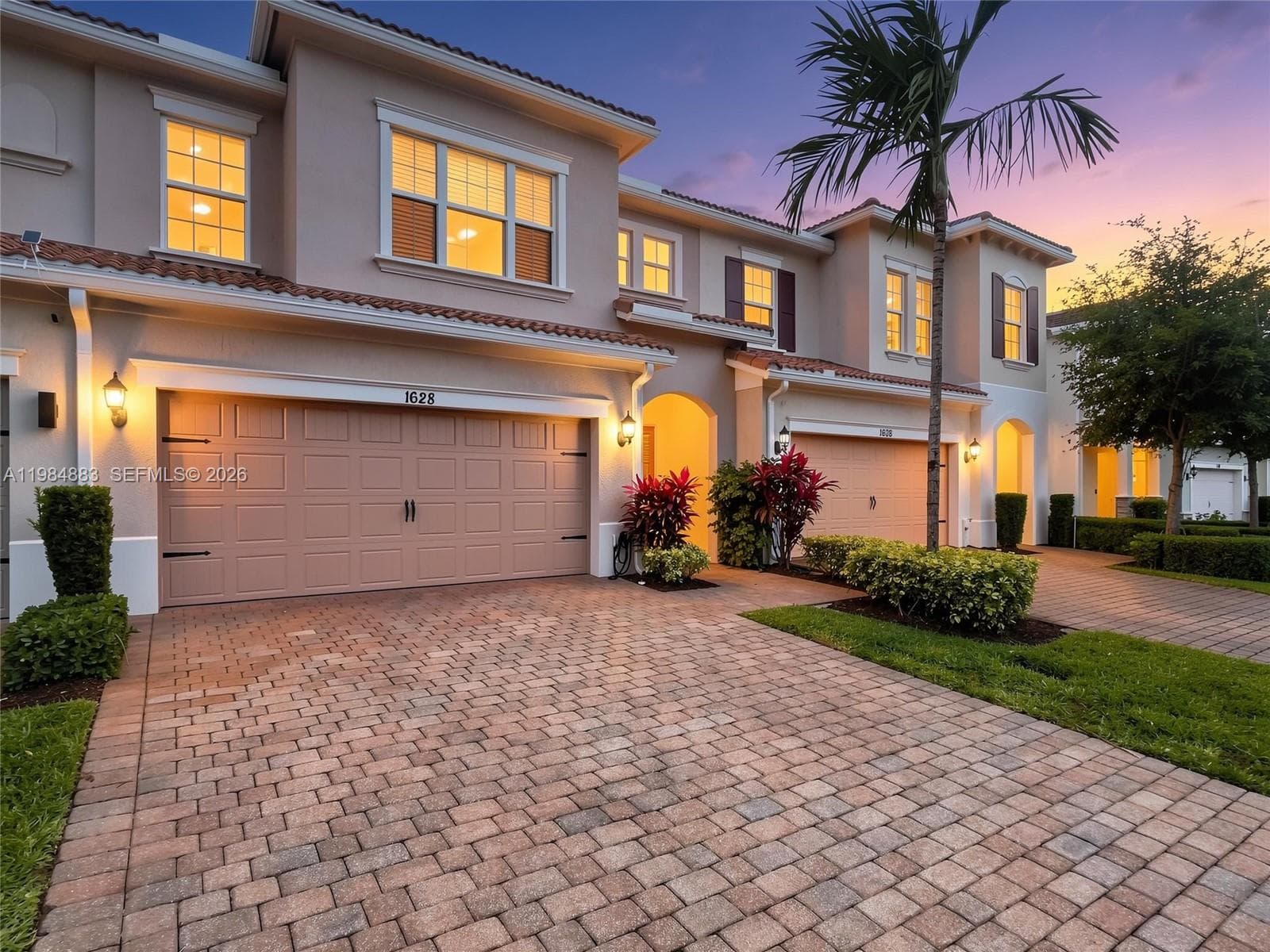 1628 Myrtle Oak Ter, Hollywood FL 33021 - Hollywood, FL - Photo 1