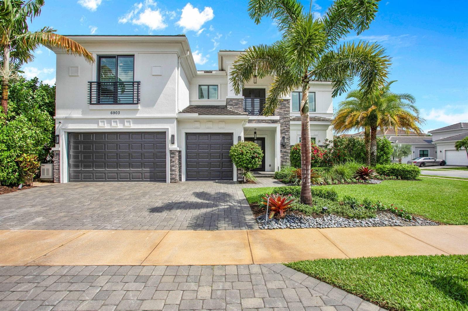 6903 NW 28th Avenue, Boca Raton FL 33496