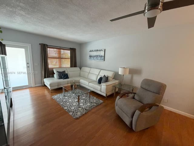 630 Layne Blvd # 215, Hallandale Beach FL 33009 - Hallandale Beach, FL - Photo 3