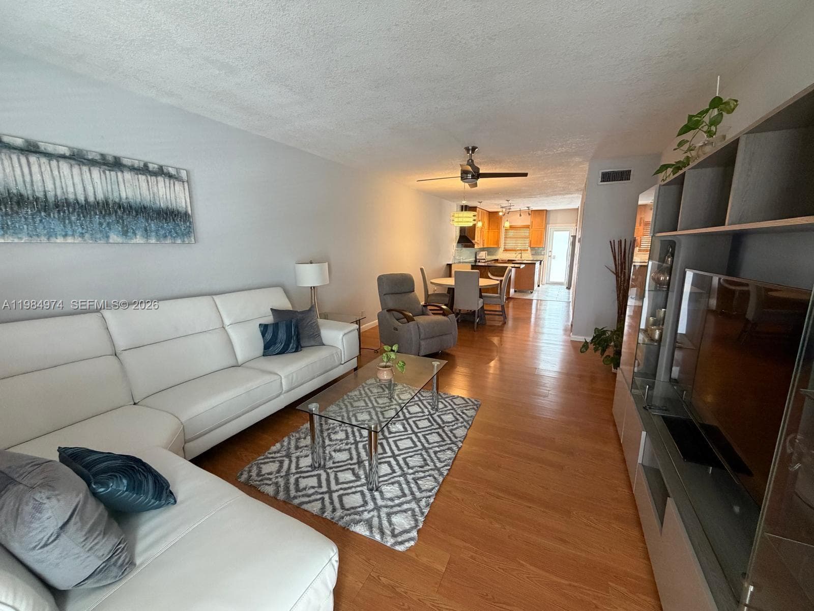 630 Layne Blvd # 215, Hallandale Beach FL 33009 - Hallandale Beach, FL - Photo 1