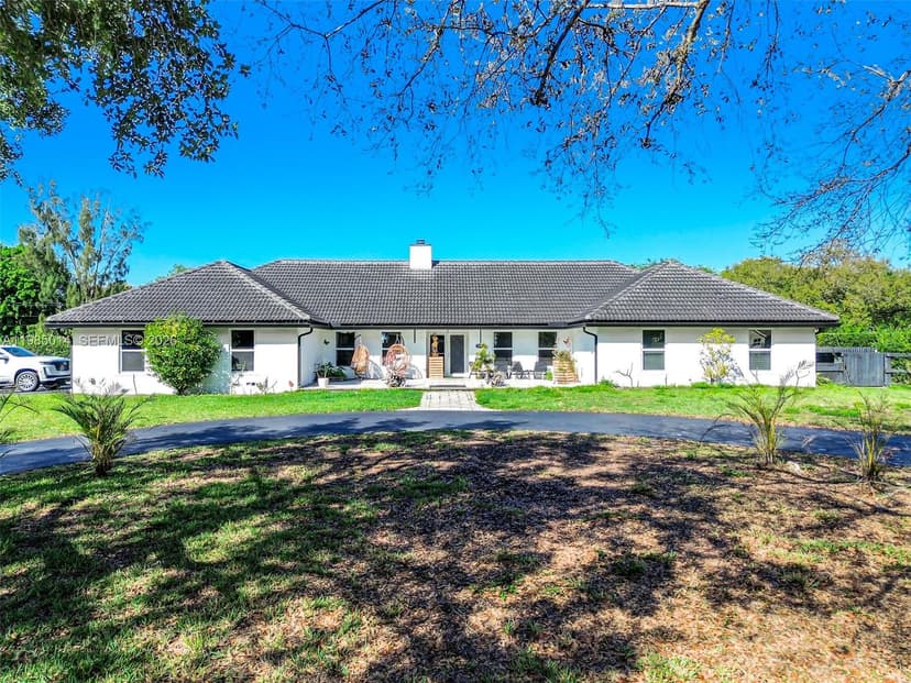 5431 SW 109th Ave, Davie FL 33328